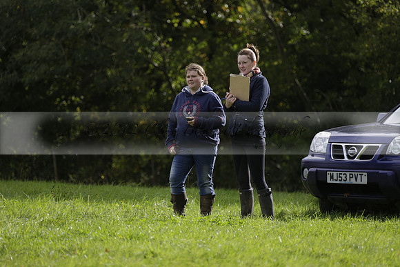 Chiddingfold, Leconfield and Cowdray Hunt, Hunter Trials at Iping on Sunday 20 October 2013. 2013.10.20 www.polopictures.co.uk