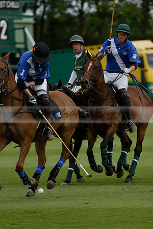 Maiz Dulce v Ghost Chilli in the Easebourne Cup final Polo match 2013.06.09