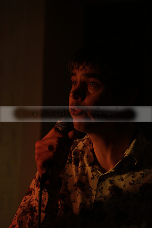Will B & Geoff Allnutt with guests at The Royal Oak, Midhurst on Friday 25 October 2013. www.polopictures.co.uk