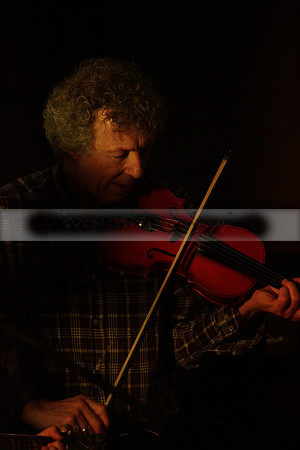Will B & Geoff Allnutt with guests at The Royal Oak, Midhurst on Friday 25 October 2013. www.polopictures.co.uk