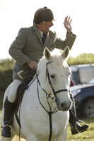 Devon & Somerset StagHounds meet at Five Cross Ways on Thursday 17 October 2013. 2013.10.17 www.polopictures.co.uk