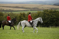 Devon & Somerset Stag Hounds meet at Hillhead Cross on Monday 14 October 2013. 2013.10.14 www.polopictures.co.uk