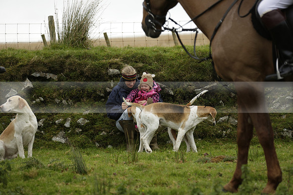 Devon & Somerset Staghounds meet at Larkbarrow Corner. North Devon. 2013.10.18 www.polopictures.co.uk