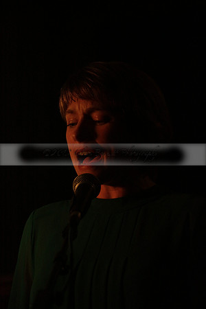 Will B & Geoff Allnutt with guests at The Royal Oak, Midhurst on Friday 25 October 2013. www.polopictures.co.uk