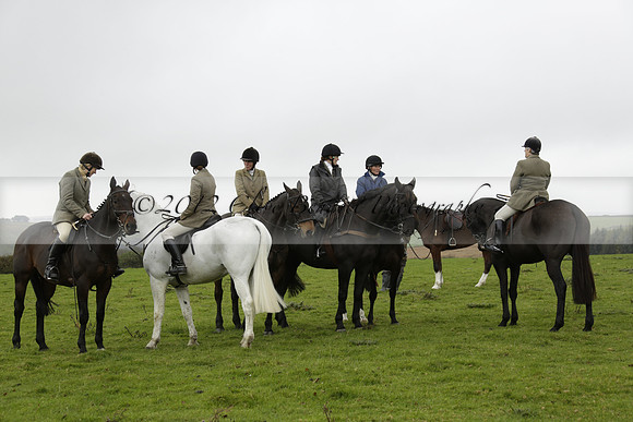 Devon & Somerset Staghounds meet at Larkbarrow Corner. North Devon. 2013.10.18 www.polopictures.co.uk