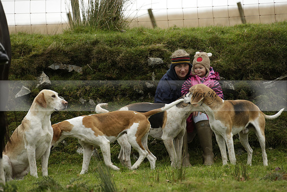 Devon & Somerset Staghounds meet at Larkbarrow Corner. North Devon. 2013.10.18 www.polopictures.co.uk