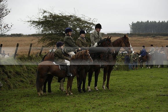 Devon & Somerset Staghounds meet at Larkbarrow Corner. North Devon. 2013.10.18 www.polopictures.co.uk