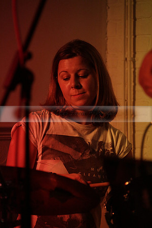Will B & Geoff Allnutt with guests at The Royal Oak, Midhurst on Friday 25 October 2013. www.polopictures.co.uk