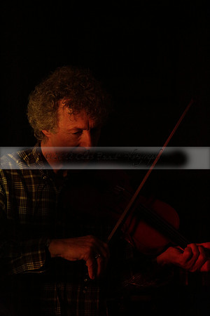 Will B & Geoff Allnutt with guests at The Royal Oak, Midhurst on Friday 25 October 2013. www.polopictures.co.uk