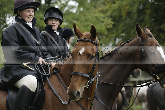 Devon & Somerset Stag Hounds meet at Liscombe on Saturday 12 October 2013 2013.10.12 www.polopictures.co.uk