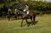 Devon & Somerset StagHounds meet at Five Cross Ways on Thursday 17 October 2013. 2013.10.17 www.polopictures.co.uk