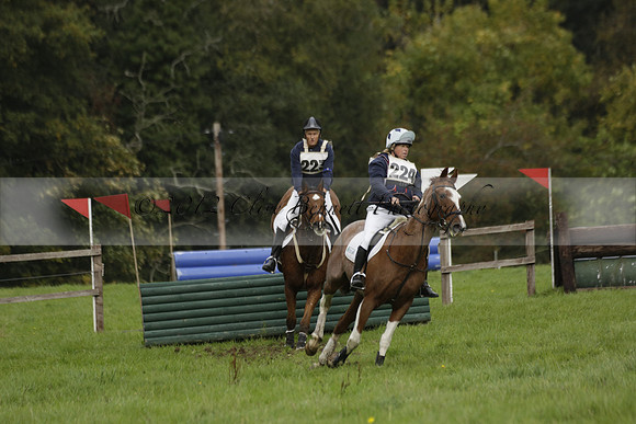 Chiddingfold, Leconfield and Cowdray Hunt, Hunter Trials at Iping on Sunday 20 October 2013. 2013.10.20 www.polopictures.co.uk