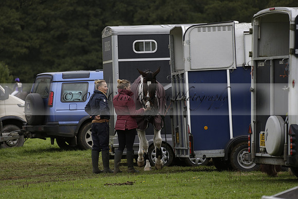 Chiddingfold, Leconfield and Cowdray Hunt, Hunter Trials at Iping on Sunday 20 October 2013. 2013.10.20 www.polopictures.co.uk