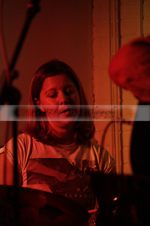 Will B & Geoff Allnutt with guests at The Royal Oak, Midhurst on Friday 25 October 2013. www.polopictures.co.uk