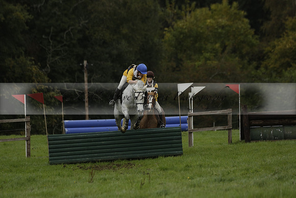 Chiddingfold, Leconfield and Cowdray Hunt, Hunter Trials at Iping on Sunday 20 October 2013. 2013.10.20 www.polopictures.co.uk