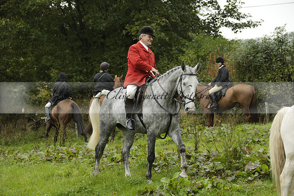 Devon & Somerset Stag Hounds meet at Liscombe on Saturday 12 October 2013 2013.10.12 www.polopictures.co.uk