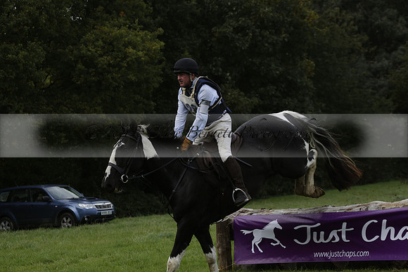 Chiddingfold, Leconfield and Cowdray Hunt, Hunter Trials at Iping on Sunday 20 October 2013. 2013.10.20 www.polopictures.co.uk