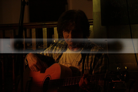 Will B & Geoff Allnutt with guests at The Royal Oak, Midhurst on Friday 25 October 2013. www.polopictures.co.uk