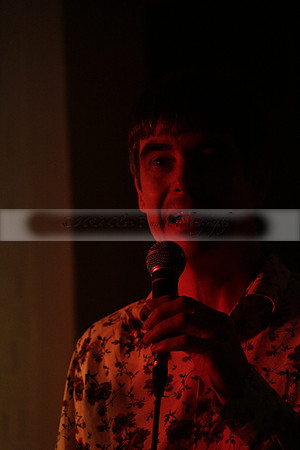 Will B & Geoff Allnutt with guests at The Royal Oak, Midhurst on Friday 25 October 2013. www.polopictures.co.uk