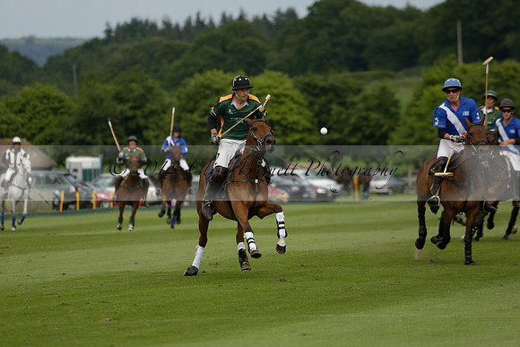 Maiz Dulce v Ghost Chilli in the Easebourne Cup final Polo match 2013.06.09
