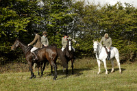 Devon & Somerset StagHounds meet at Five Cross Ways on Thursday 17 October 2013. 2013.10.17 www.polopictures.co.uk