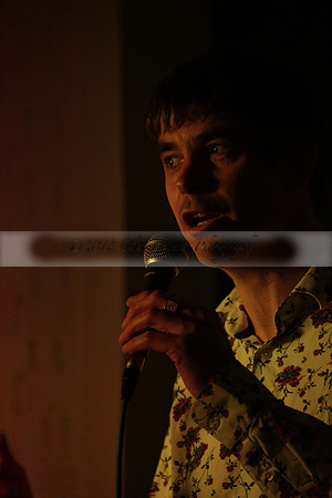 Will B & Geoff Allnutt with guests at The Royal Oak, Midhurst on Friday 25 October 2013. www.polopictures.co.uk