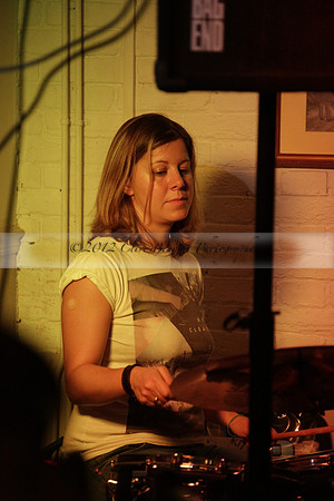 Will B & Geoff Allnutt with guests at The Royal Oak, Midhurst on Friday 25 October 2013. www.polopictures.co.uk