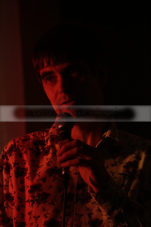 Will B & Geoff Allnutt with guests at The Royal Oak, Midhurst on Friday 25 October 2013. www.polopictures.co.uk