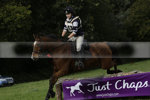 Chiddingfold, Leconfield and Cowdray Hunt, Hunter Trials at Iping on Sunday 20 October 2013. 2013.10.20 www.polopictures.co.uk