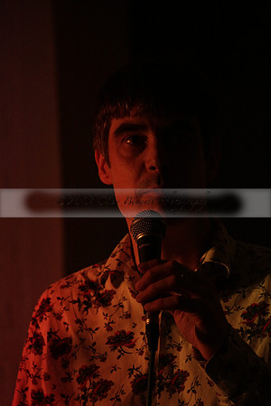Will B & Geoff Allnutt with guests at The Royal Oak, Midhurst on Friday 25 October 2013. www.polopictures.co.uk