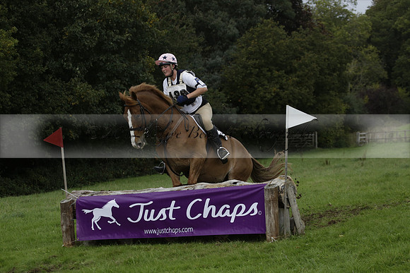 Chiddingfold, Leconfield and Cowdray Hunt, Hunter Trials at Iping on Sunday 20 October 2013. 2013.10.20 www.polopictures.co.uk
