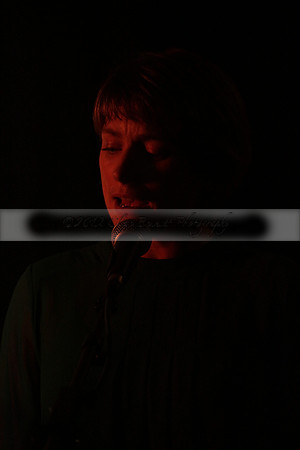 Will B & Geoff Allnutt with guests at The Royal Oak, Midhurst on Friday 25 October 2013. www.polopictures.co.uk