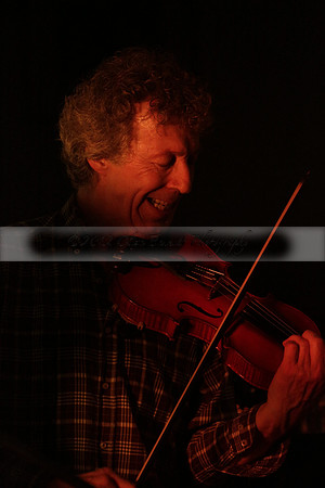 Will B & Geoff Allnutt with guests at The Royal Oak, Midhurst on Friday 25 October 2013. www.polopictures.co.uk
