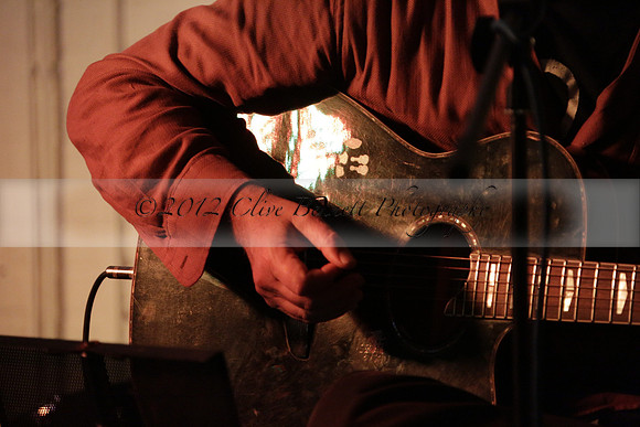 Will B & Geoff Allnutt with guests at The Royal Oak, Midhurst on Friday 25 October 2013. www.polopictures.co.uk