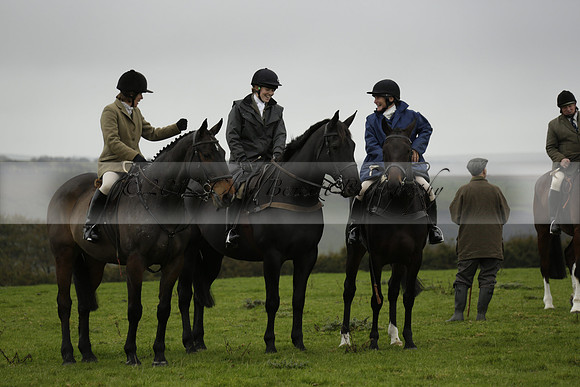 Devon & Somerset Staghounds meet at Larkbarrow Corner. North Devon. 2013.10.18 www.polopictures.co.uk