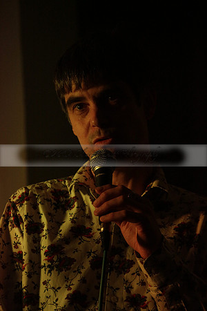 Will B & Geoff Allnutt with guests at The Royal Oak, Midhurst on Friday 25 October 2013. www.polopictures.co.uk