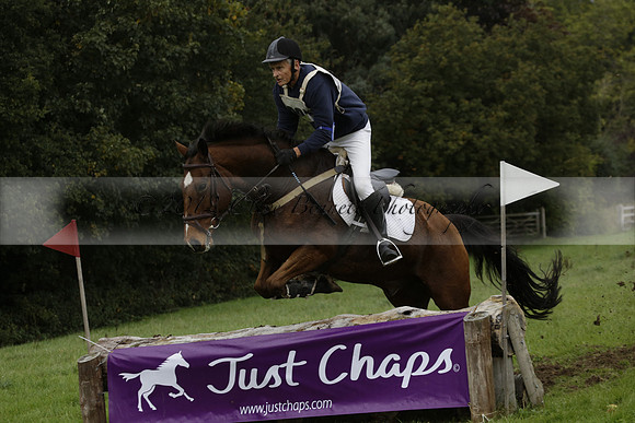 Chiddingfold, Leconfield and Cowdray Hunt, Hunter Trials at Iping on Sunday 20 October 2013. 2013.10.20 www.polopictures.co.uk