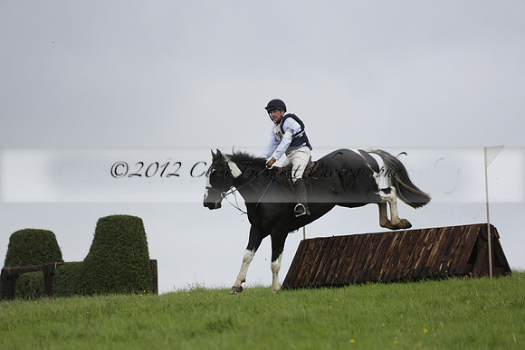 Chiddingfold, Leconfield and Cowdray Hunt, Hunter Trials at Iping on Sunday 20 October 2013. 2013.10.20 www.polopictures.co.uk