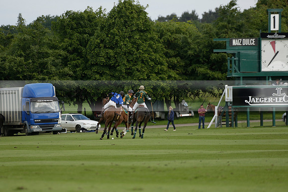 Maiz Dulce v Ghost Chilli in the Easebourne Cup final Polo match 2013.06.09