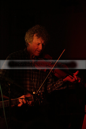 Will B & Geoff Allnutt with guests at The Royal Oak, Midhurst on Friday 25 October 2013. www.polopictures.co.uk