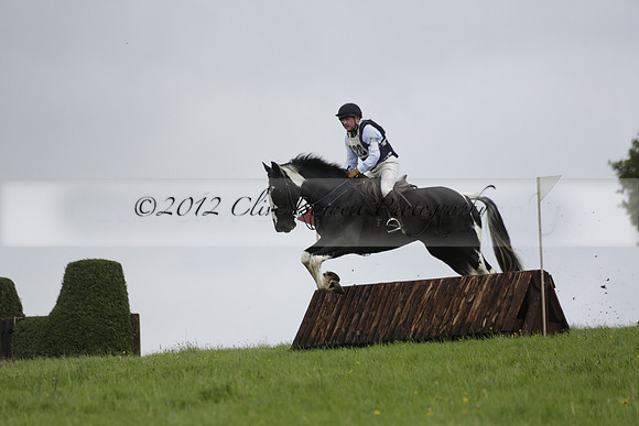 Chiddingfold, Leconfield and Cowdray Hunt, Hunter Trials at Iping on Sunday 20 October 2013. 2013.10.20 www.polopictures.co.uk